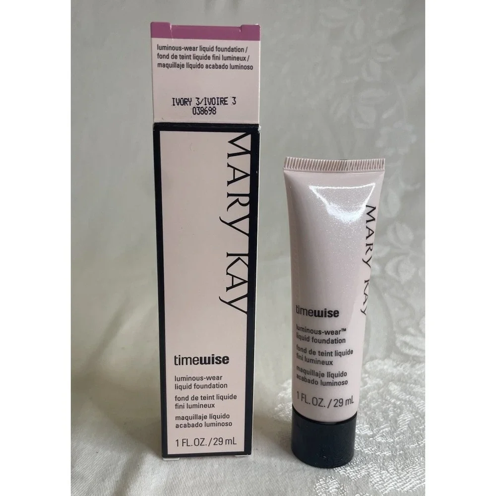 Mary Kay Timewise Luminous-Wear Liquid Foundation Ivory 3 038698 NEW IN BOX